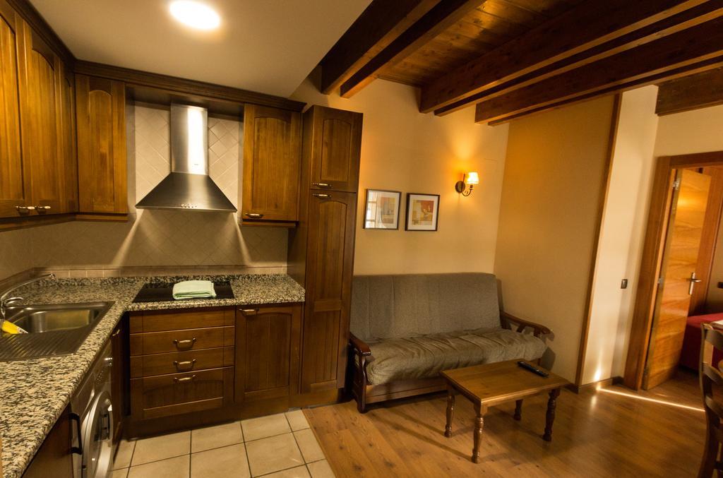 Apartamentos Casa Lavedan ตรามาคาสติลญา เด เตนา ภายนอก รูปภาพ